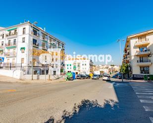 Vista exterior de Casa o xalet en venda en Antequera amb Calefacció, Parquet i Terrassa