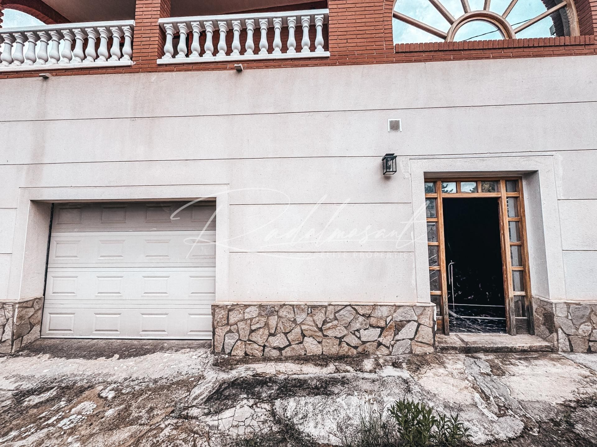 Exterior view of House or chalet for sale in Alcover  with Air Conditioner, Heating and Private garden
