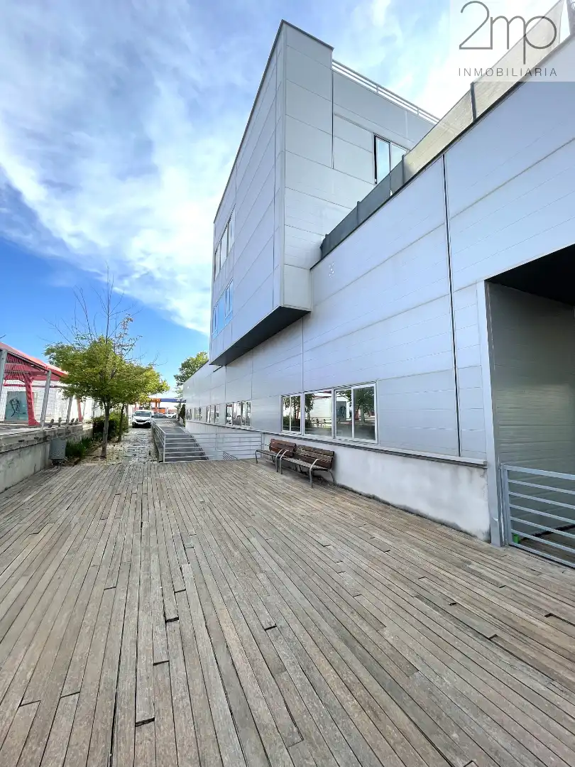Vista exterior de Oficina en venta en Tres Cantos con Aire acondicionado y Calefacción