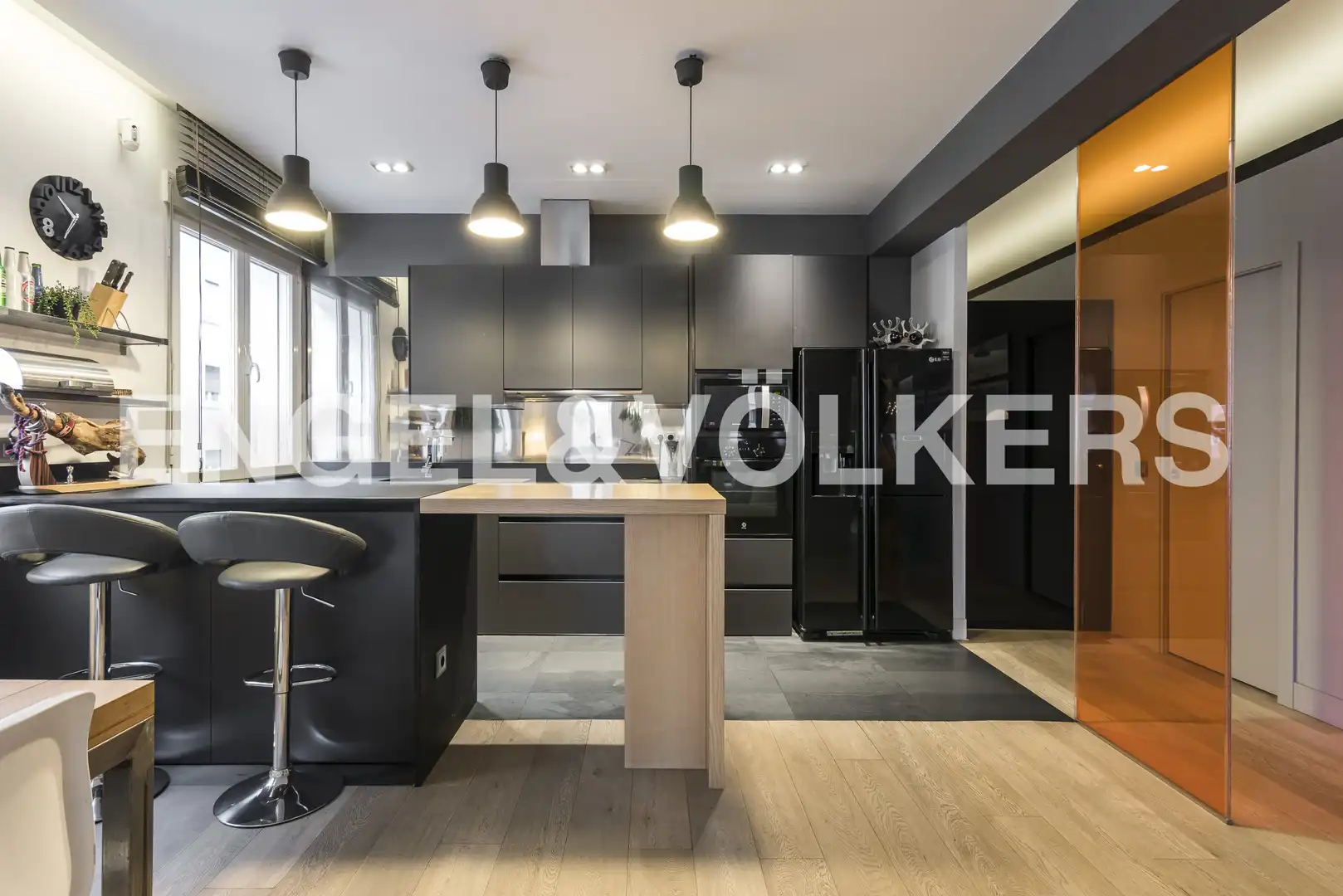 Kitchen of Flat for sale in Madrid  with Air Conditioner, Heating and Parquet flooring