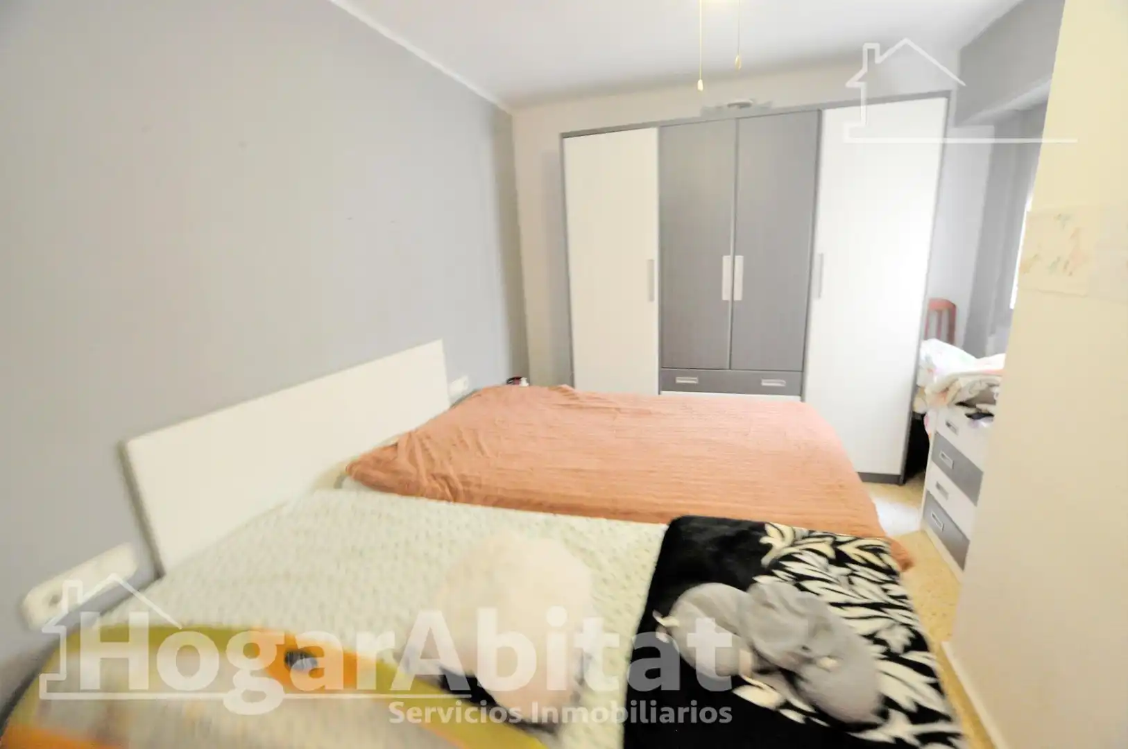 Habitación de Piso en venta en Burjassot con Aire acondicionado, Calefacción y Terraza