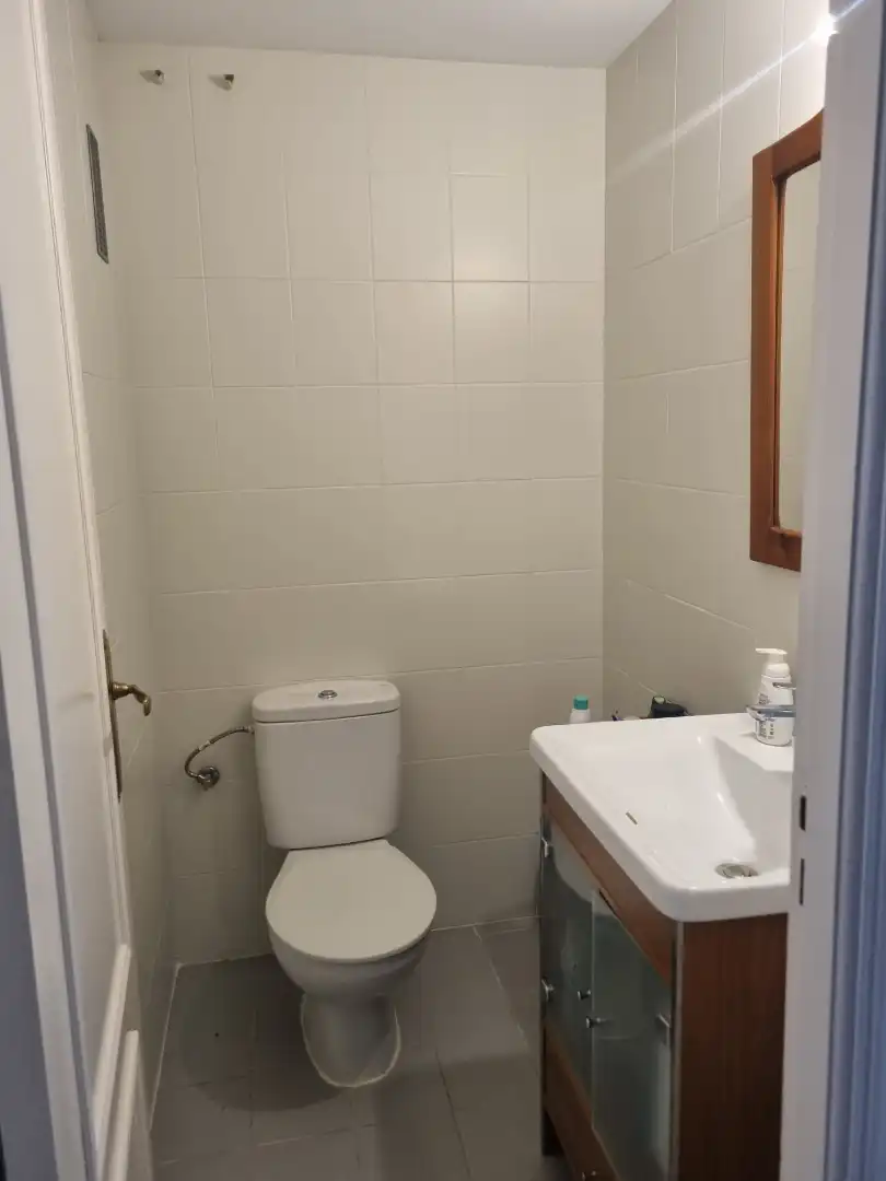 Baño de Casa o chalet de alquiler en Los Barrios con Jardín privado, Terraza y Amueblado