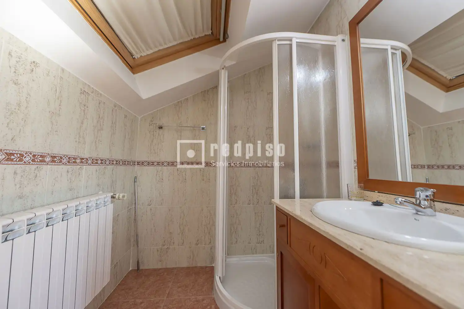 Bany de Casa o xalet en venda en Valdemoro amb Calefacció, Terrassa i Alarma
