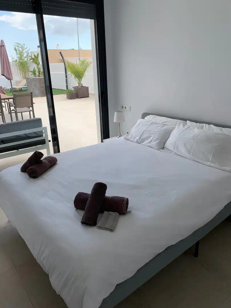 Chalet con piscina en venta en Casco urbano, imagen 15