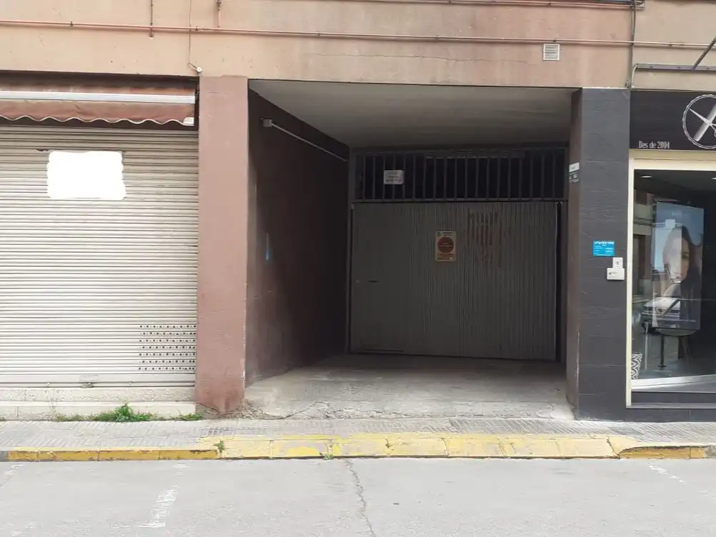 Parkplatz von Garage zur Miete in Mollerussa