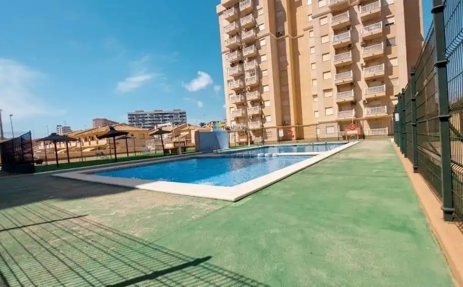 Piscina de Apartamento en venta en Cartagena con Aire acondicionado, Terraza y Amueblado