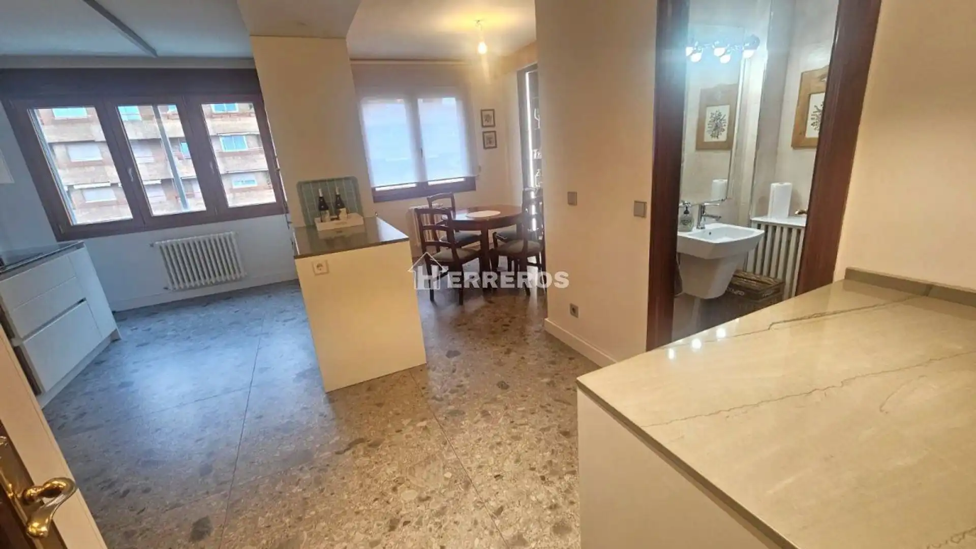 Flat for sale in  Logroño  with Heating, Terrace and Storage room