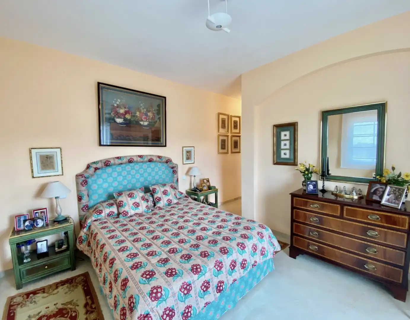 Dormitori de Casa o xalet en venda en Estepona amb Aire condicionat, Calefacció i Jardí privat