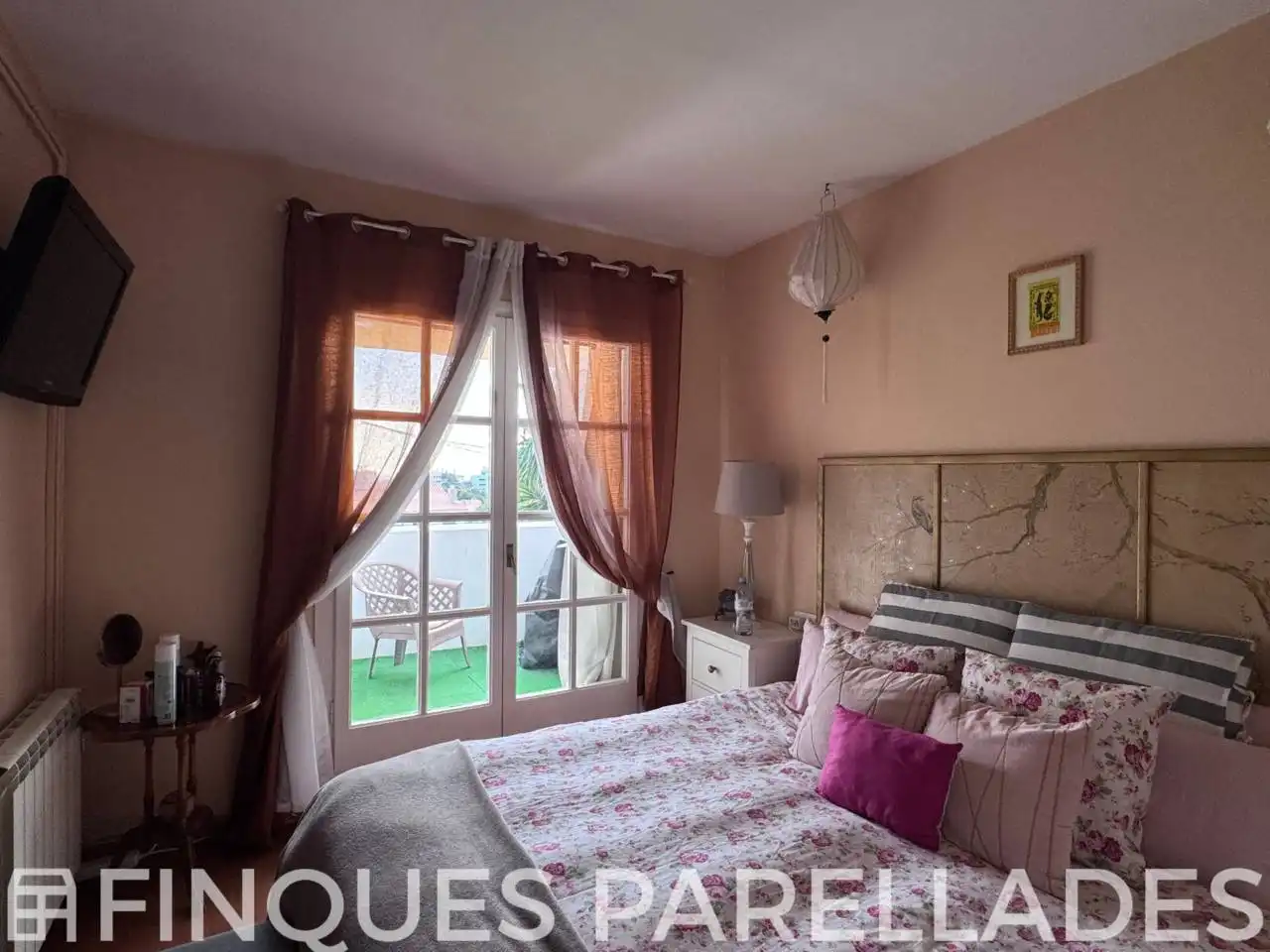 Dormitori de Casa adosada en venda en Sitges amb Aire condicionat, Calefacció i Jardí privat