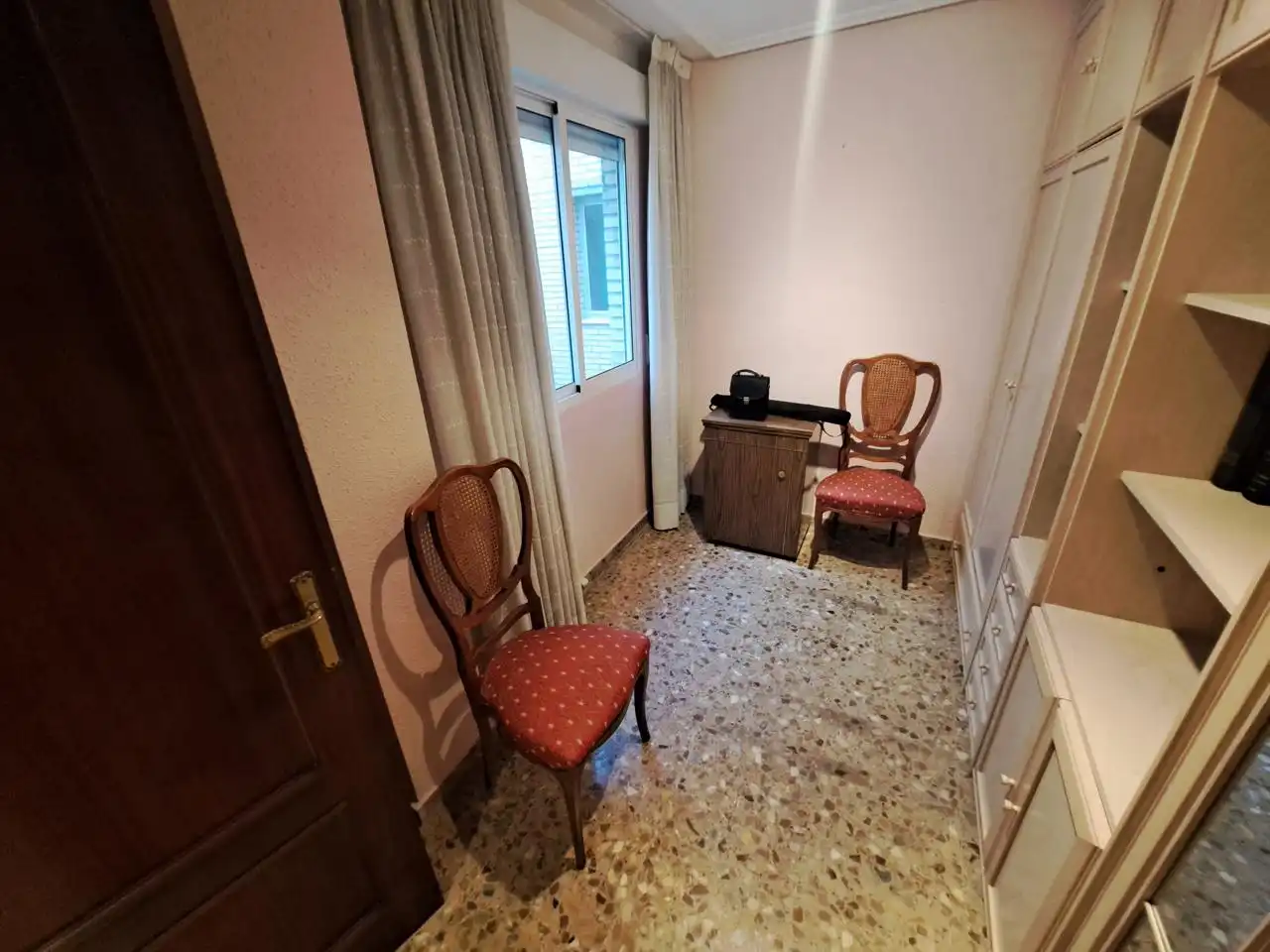 Bedroom of Flat for sale in Zaragoza  with Heating, Terrace and Storage room