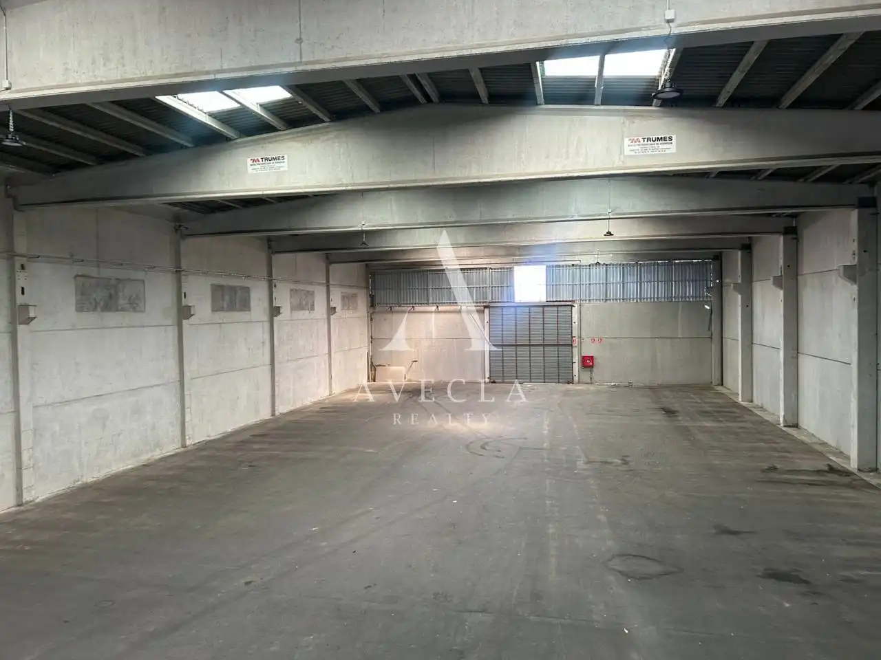 Nave industrial de alquiler en Sant Esteve Sesrovires