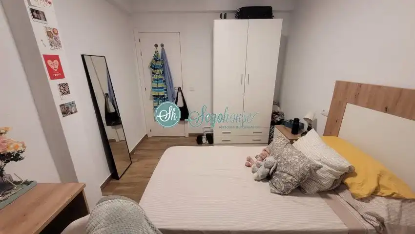 Habitación de Piso de alquiler en Segovia con Calefacción, Terraza y Amueblado