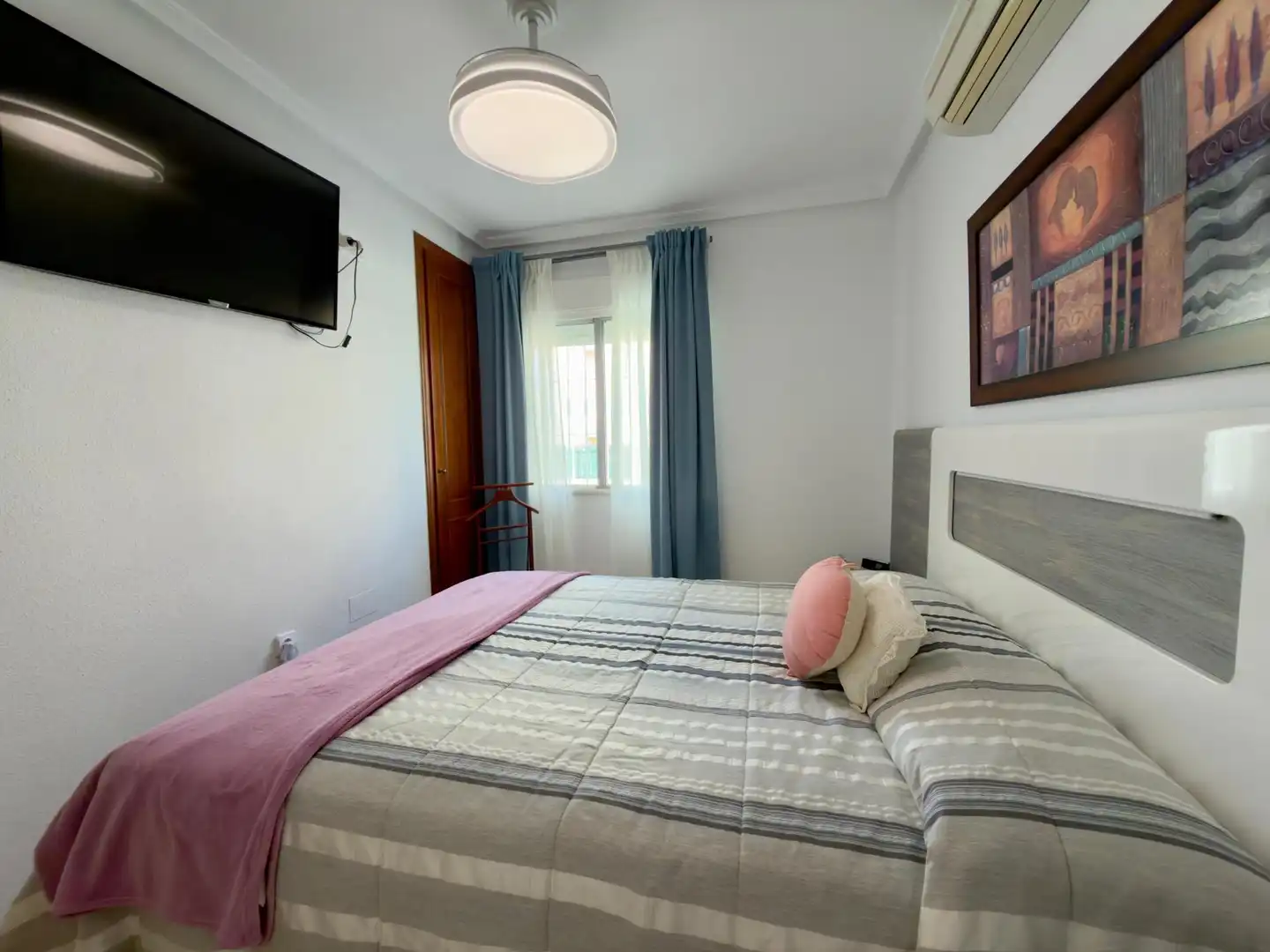 Casa aparellada amb terrassa en venda a Avenida Avenida Cuenca, imagen 20