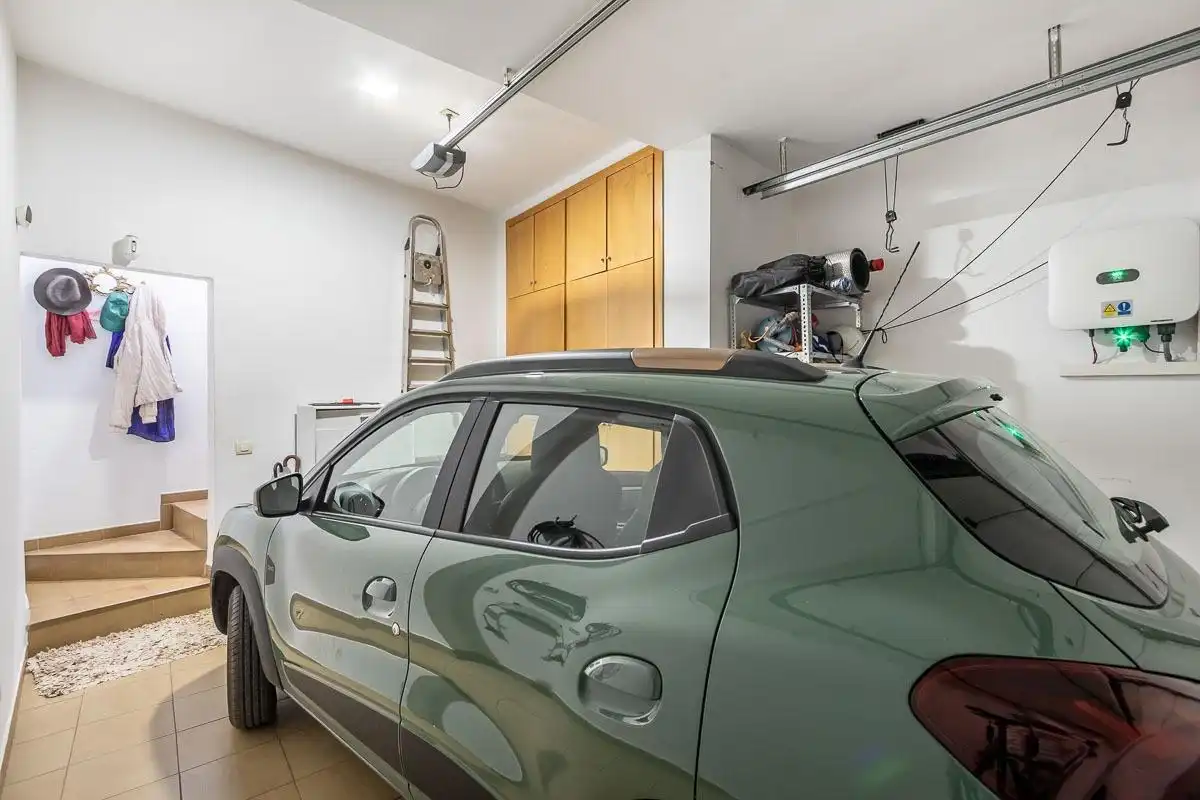 Parking de Casa o chalet en venta en Granada con Aire acondicionado, Terraza y Balcón