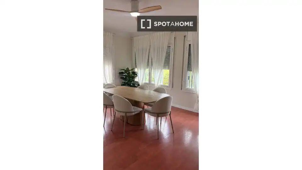Dining room of Flat for share in Sant Boi de Llobregat  with Air Conditioner, Heating and Furnished
