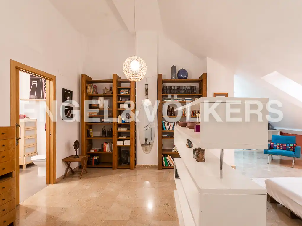 Wohnzimmer von Dachboden zur Miete in Valencia mit Heizung, Terrasse und Möbliert