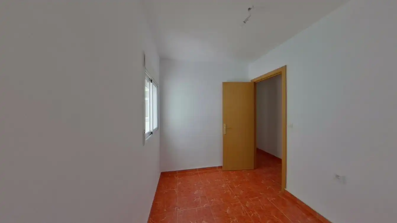 Flat with lift for sale in C/ Pedro Cabanes, imagen 8