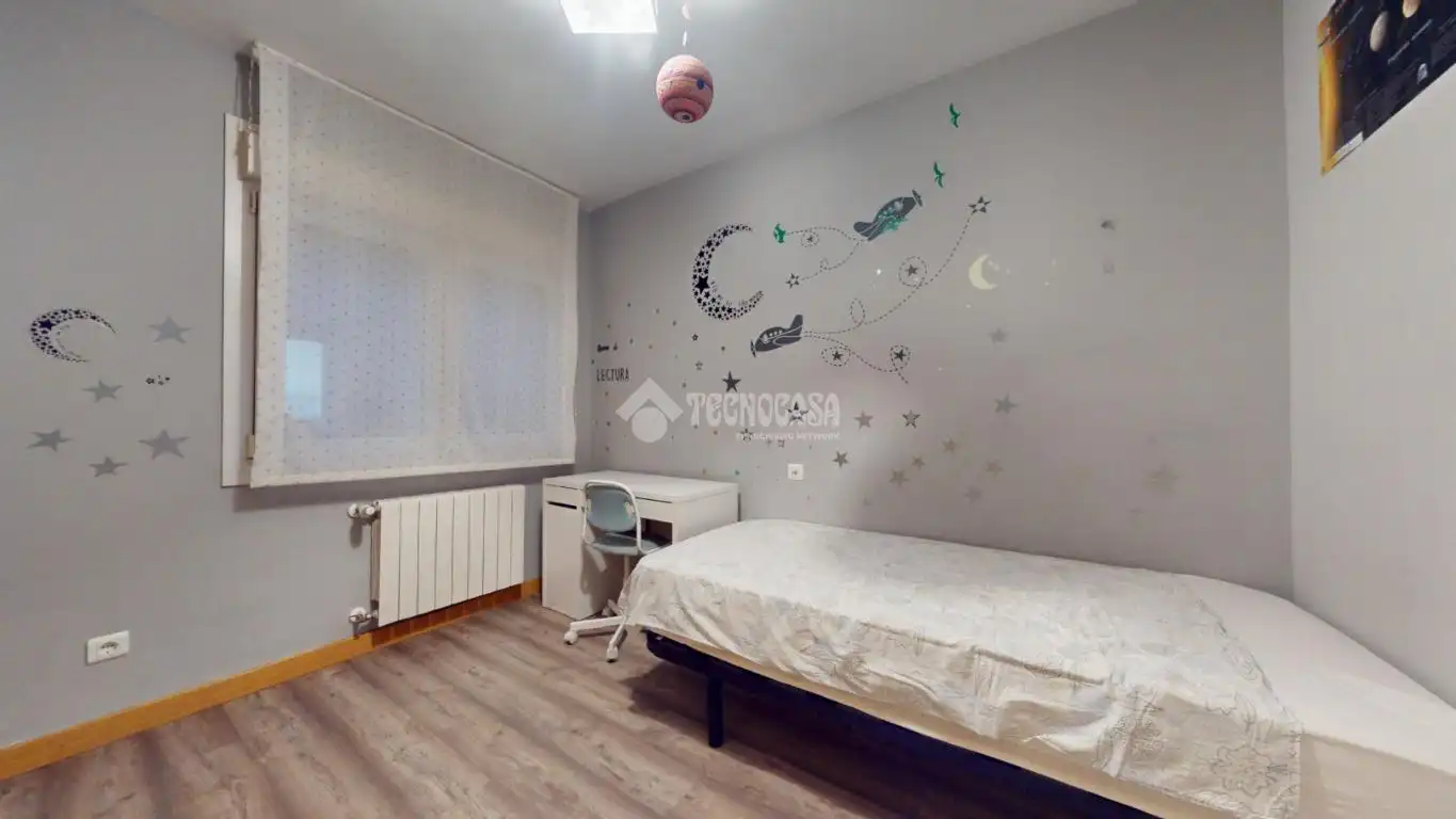 Bedroom of Detached homes for sale in Yebes  with Heating and Terrace