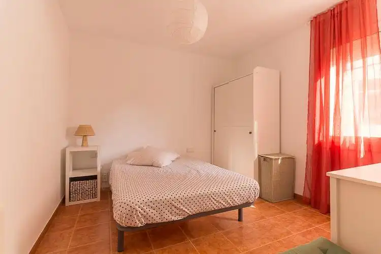 Bedroom of Flat for rent in Vilanova i la Geltrú  with Heating, Terrace and Balcony