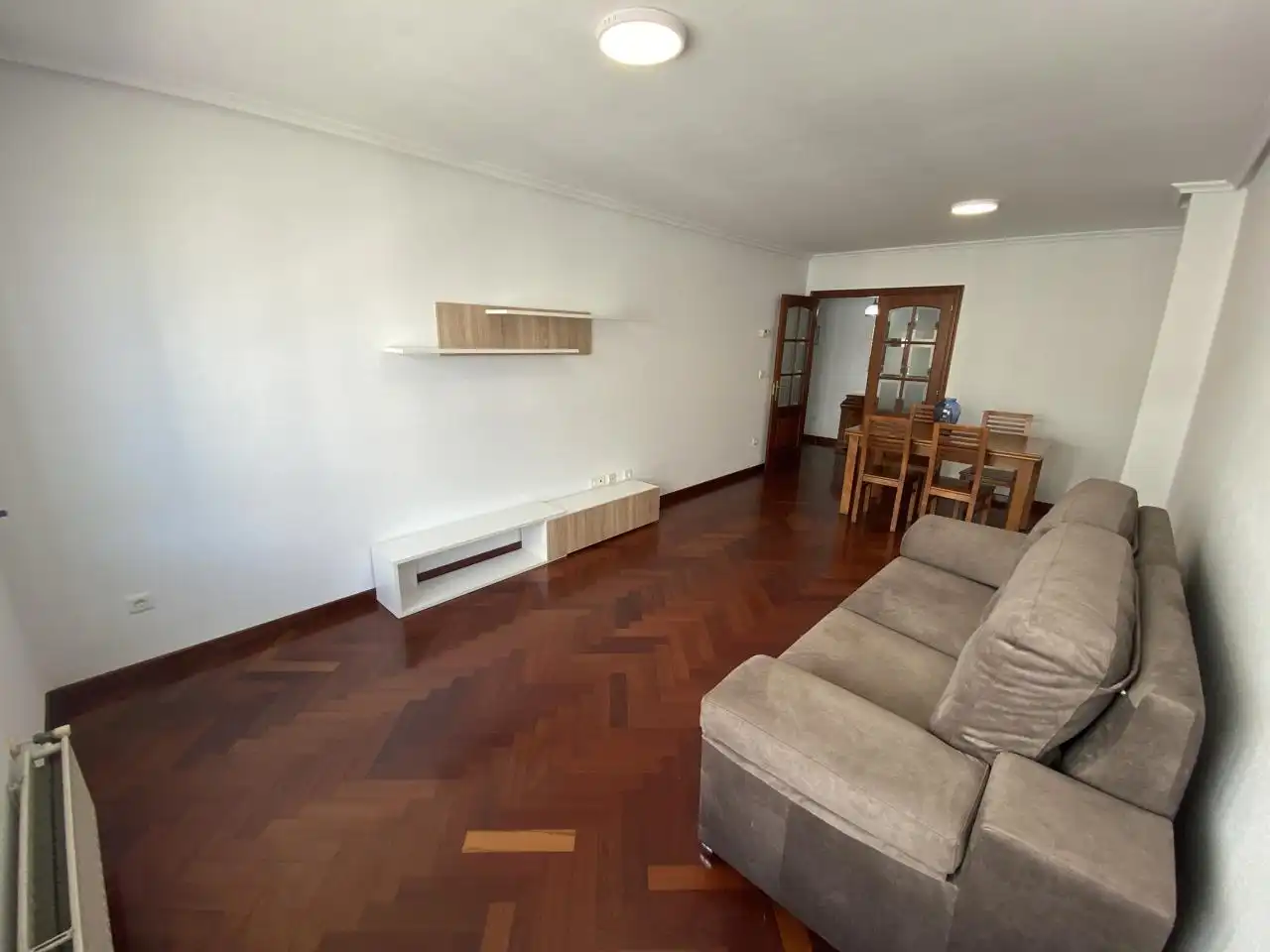 Sala de estar de Piso de alquiler en A Coruña Capital  con Calefacción y Amueblado
