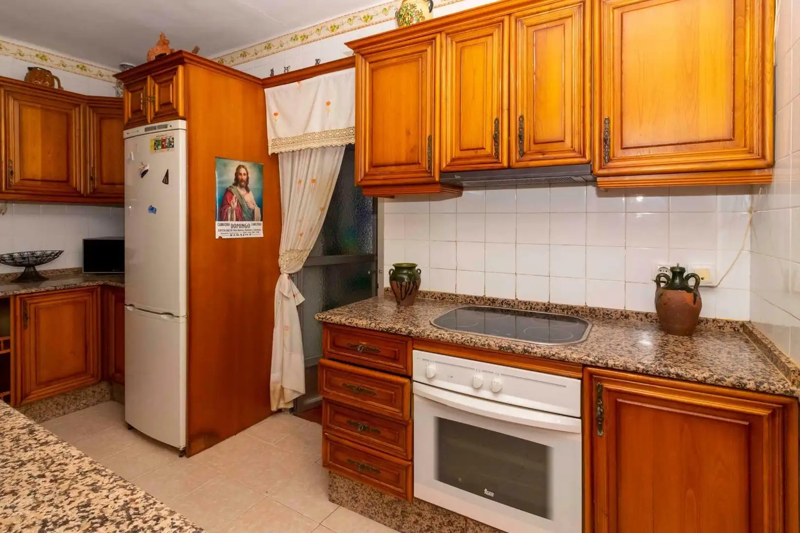 Küche von Wohnung zum Verkauf in Badajoz mit Klimaanlage, Heizung und Terrasse