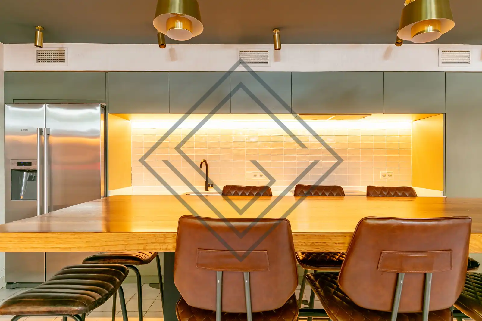 Kitchen of Office for sale in Madrid