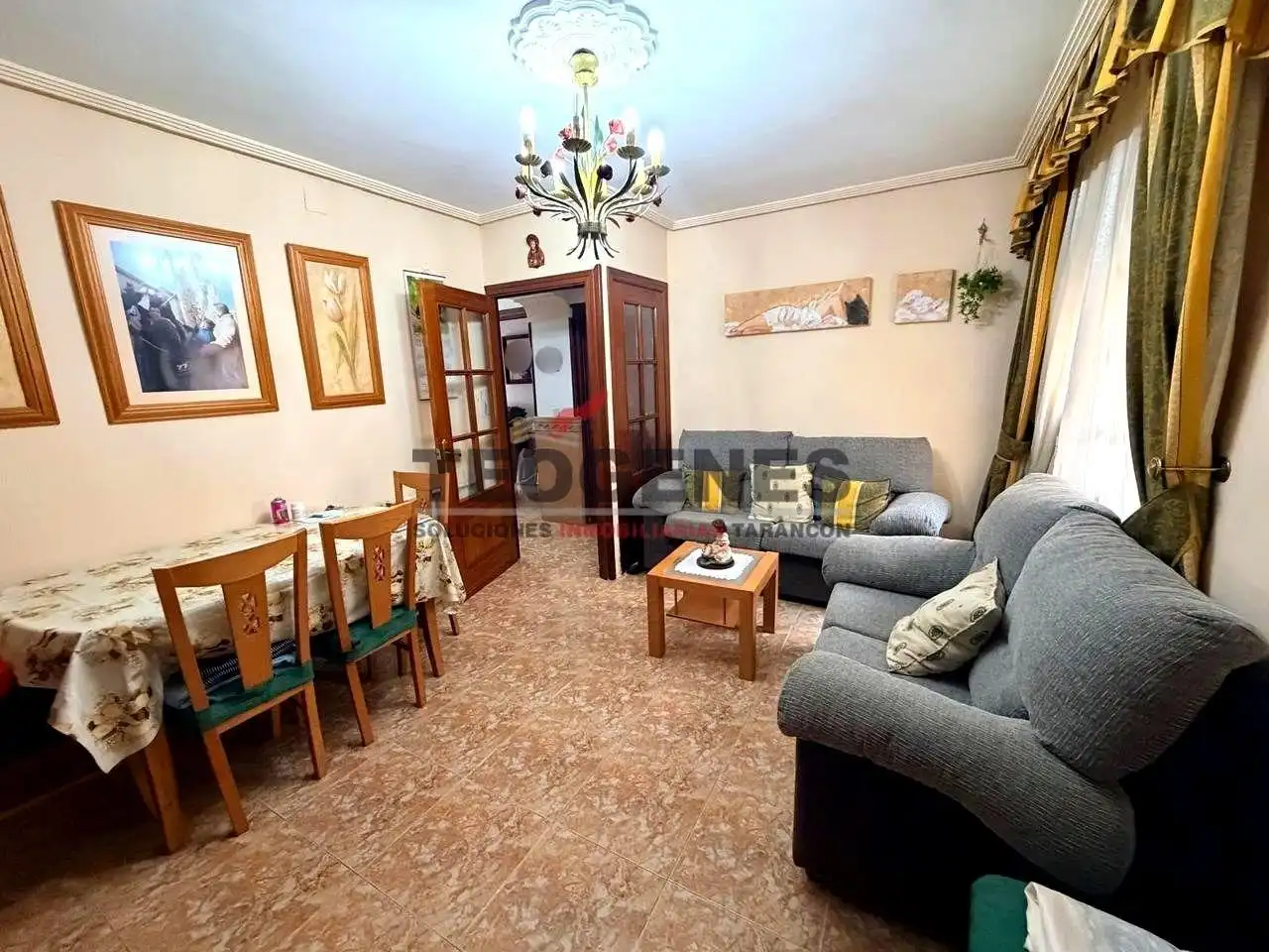 Sala de estar de Casa o chalet en venta en Horcajo de Santiago con Calefacción, Terraza y Trastero