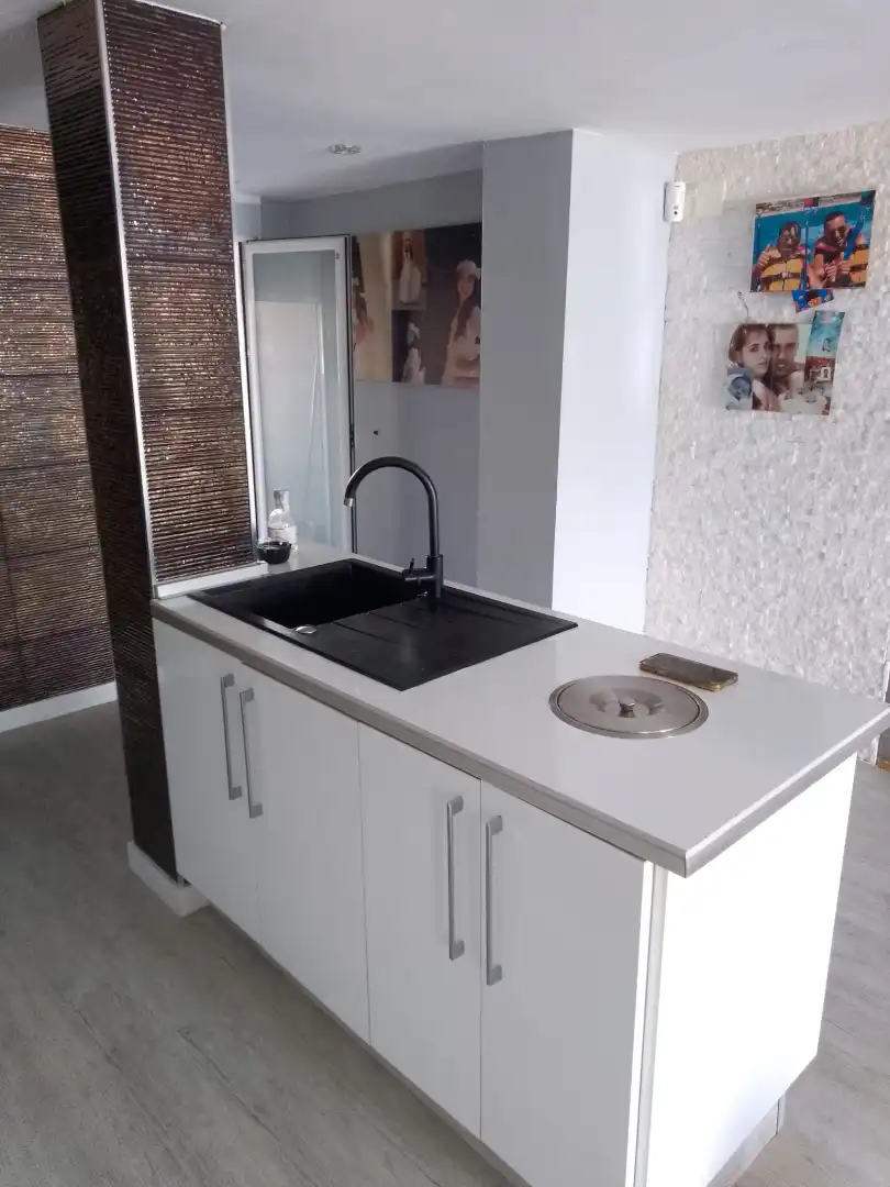 Kitchen of Flat for sale in Sevilla  with Air Conditioner and Terrace