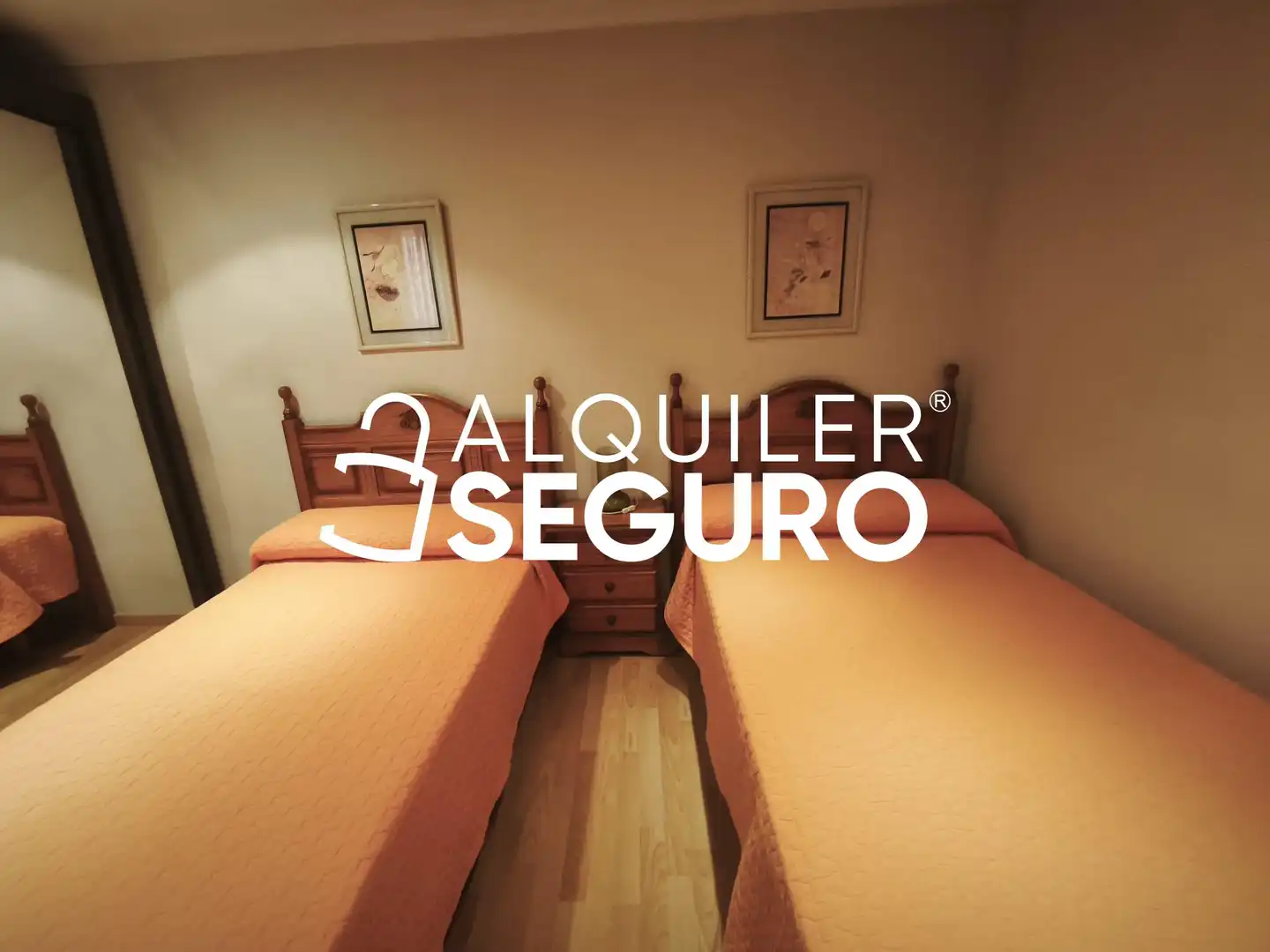 Habitación de Piso de alquiler en Zaragoza con Aire acondicionado, Calefacción y Terraza