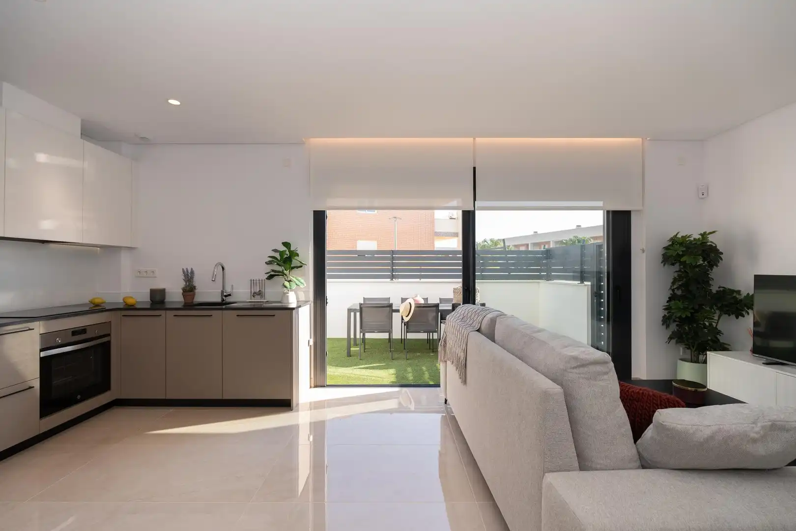 Sala de estar de Casa adosada en venta en Elche / Elx con Piscina comunitaria