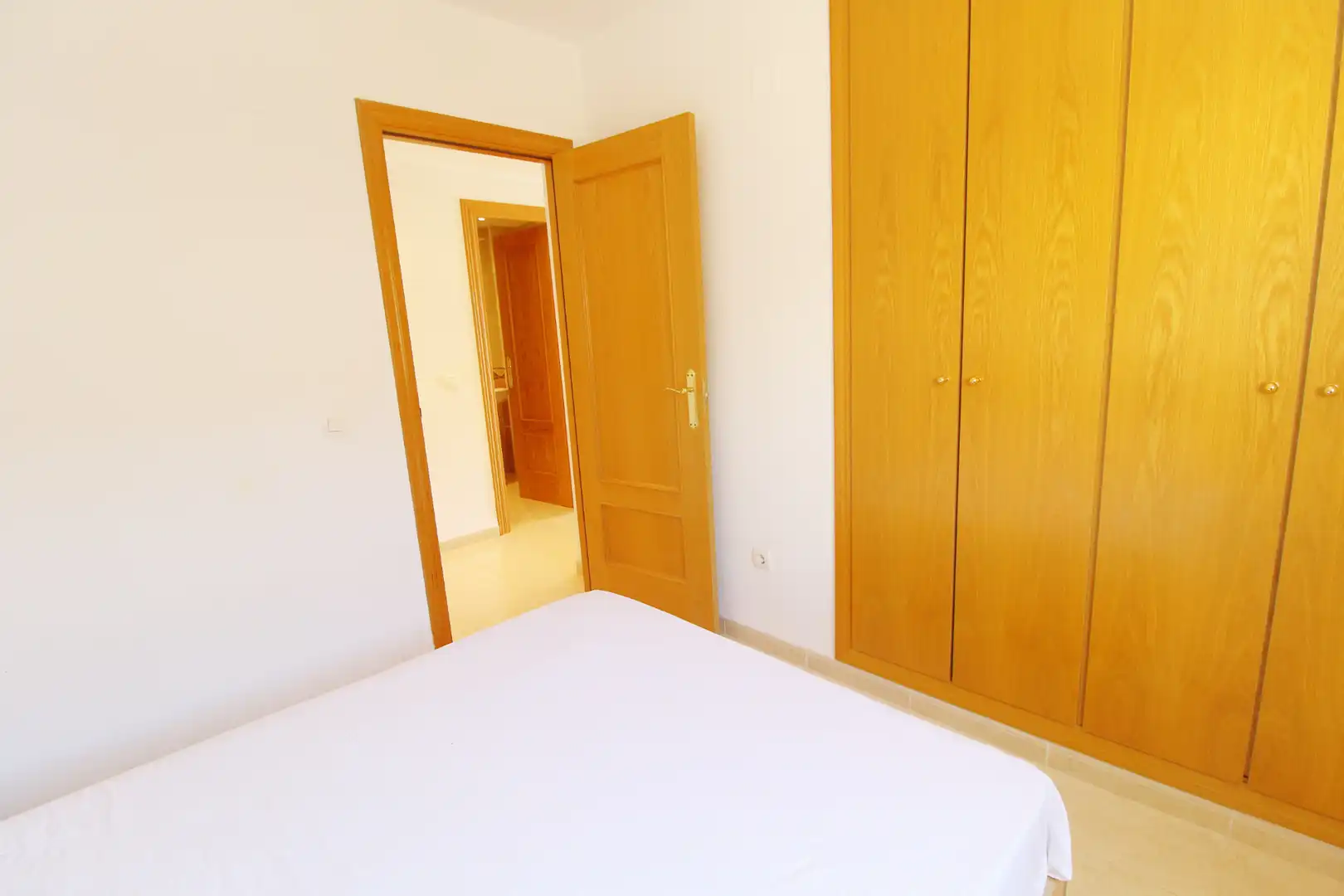 Dormitori de Apartament en venda en Oropesa del Mar / Orpesa amb Terrassa, Piscina i Moblat
