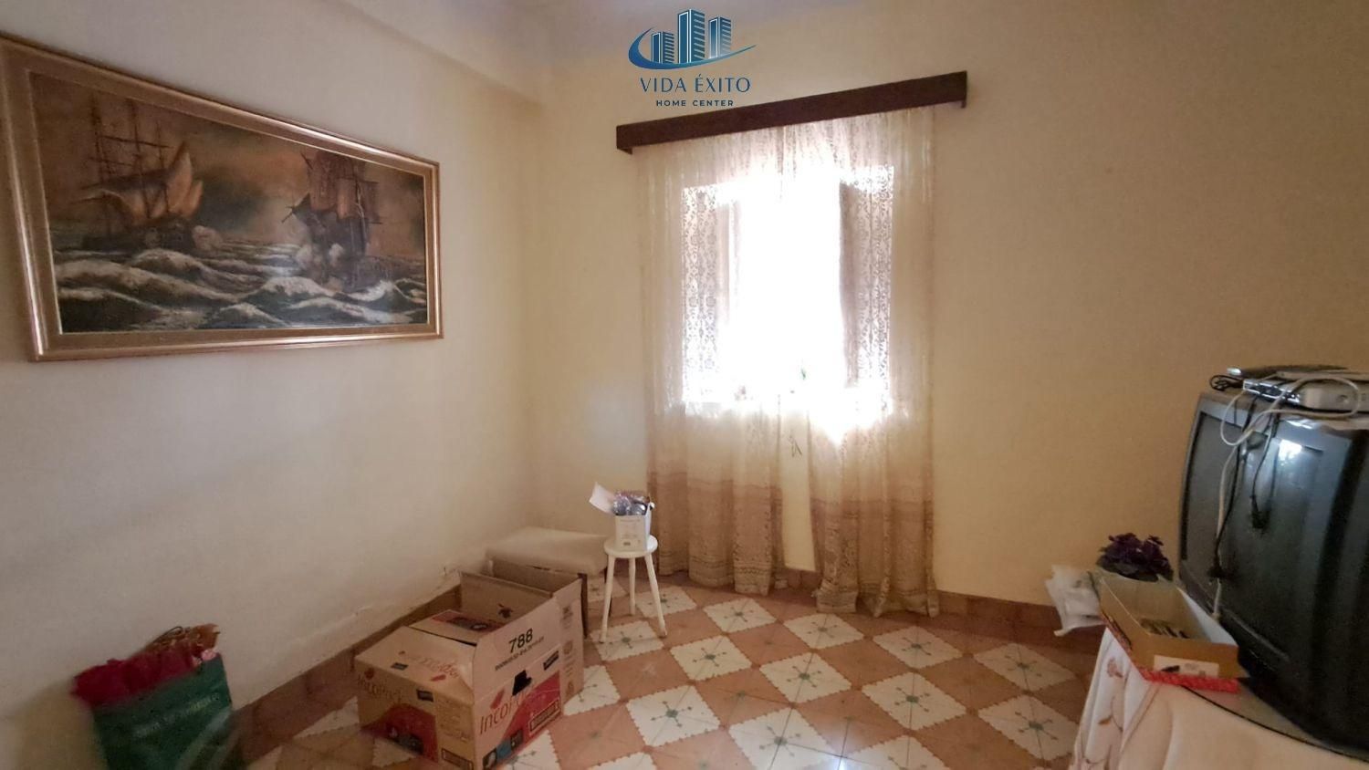 Dormitori de Casa o xalet en venda en  Jaén Capital amb Calefacció i Terrassa
