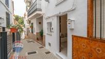 Vista exterior de Casa adosada en venda en Tolox amb Terrassa i Balcó