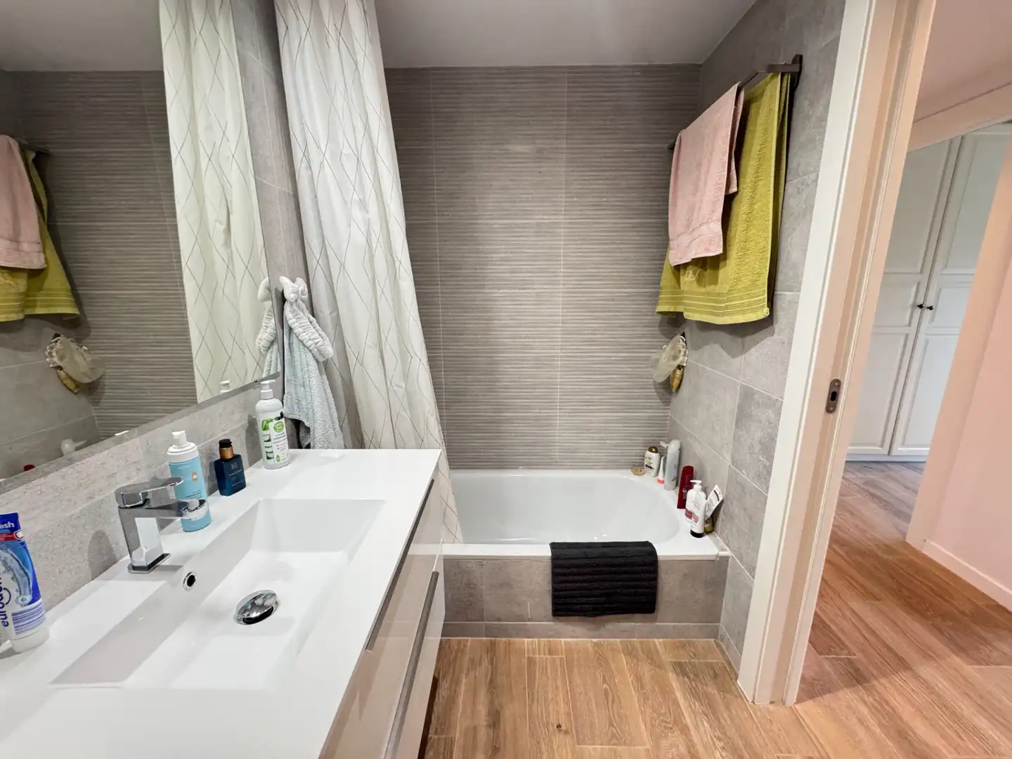 Bathroom of Flat for sale in Cardedeu  with Air Conditioner, Heating and Balcony