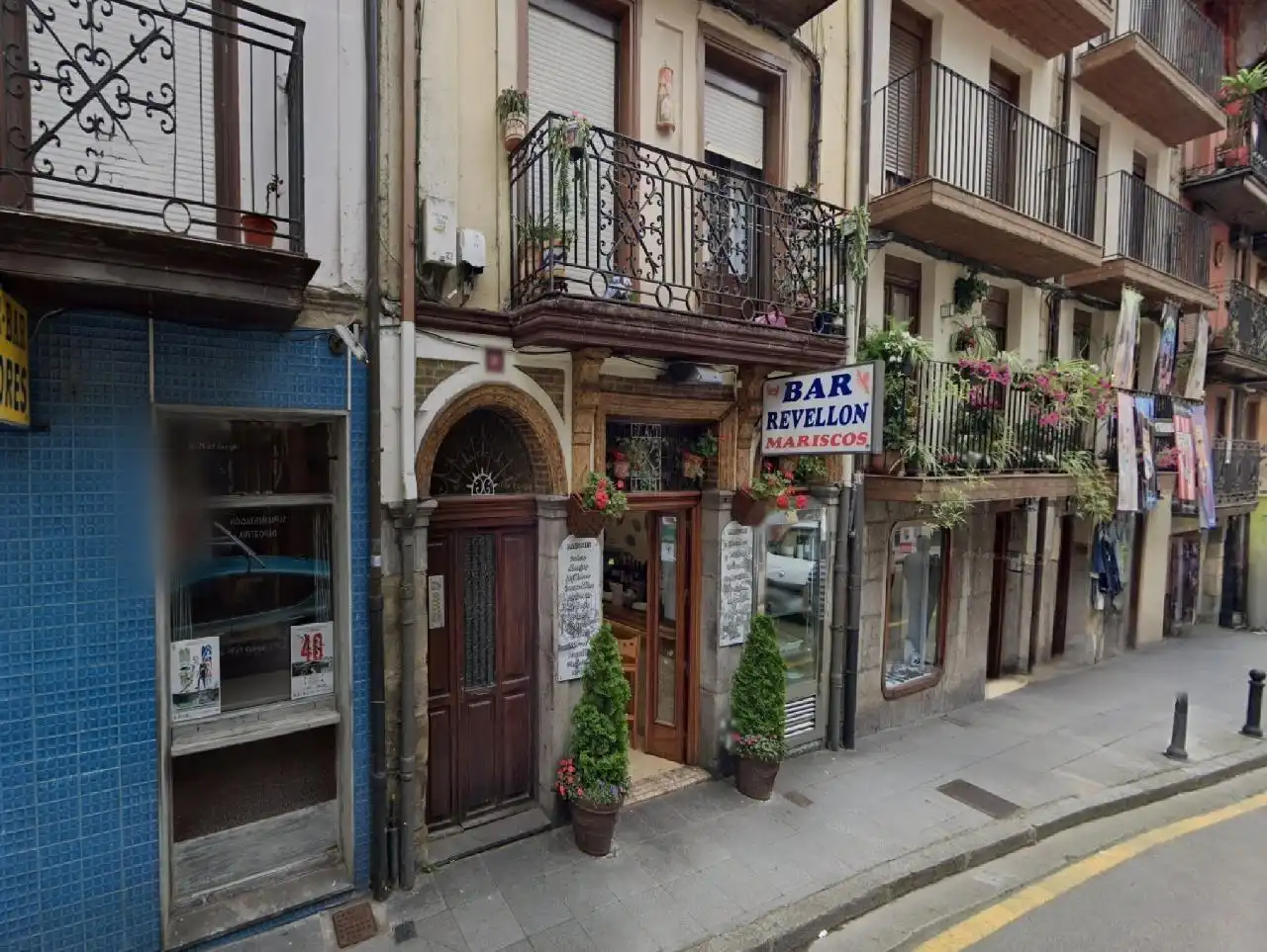 Piso en venta en Calle REVELLON