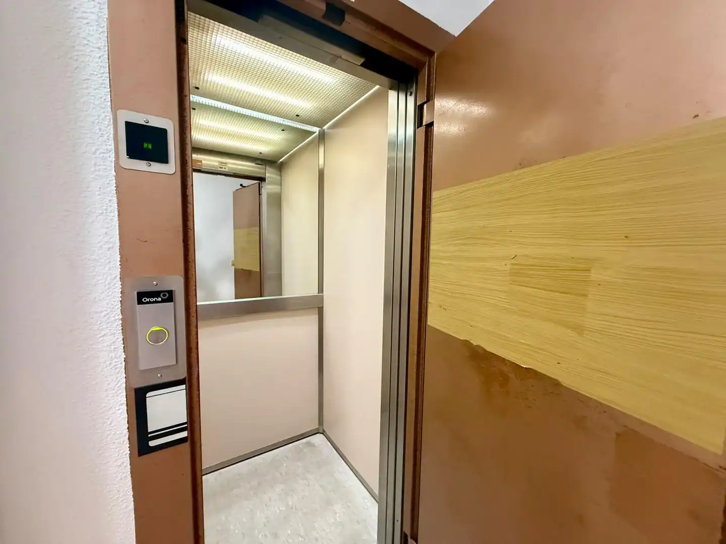 Apartamento con ascensor en venta en RAMON GALLUD 223, imagen 20