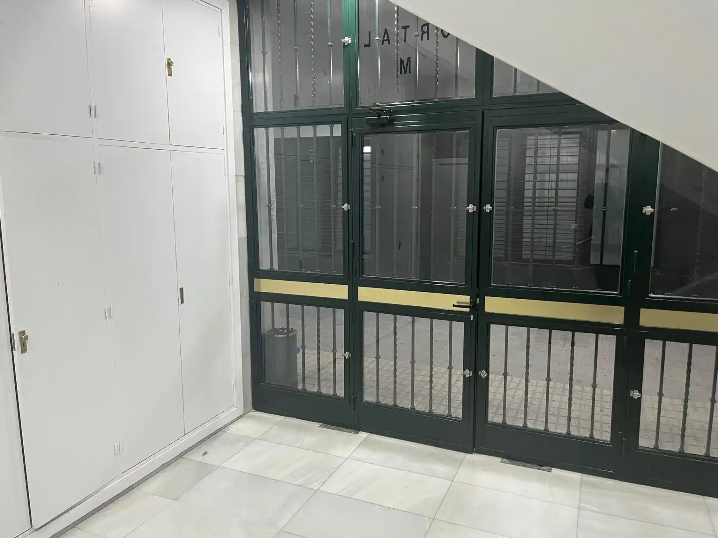 Oficina en venda en Sevilla amb Aire condicionat, Calefacció i Moblat