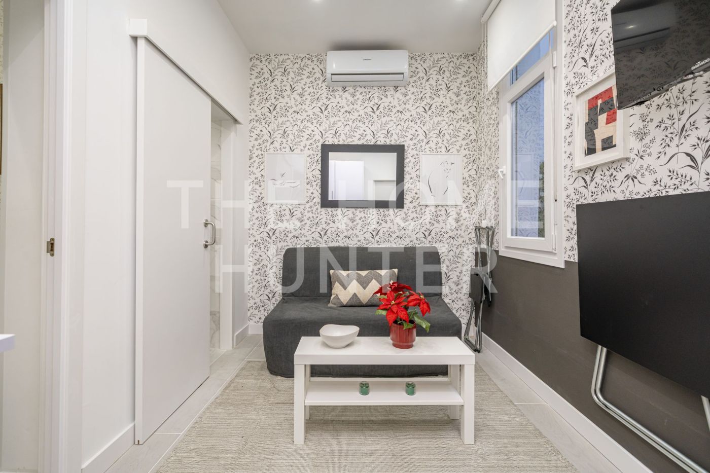 Bedroom of Flat for sale in  Madrid Capital  with Air Conditioner, Heating and Terrace