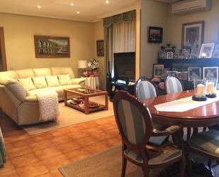 Sala d'estar de Pis en venda en Mozoncillo amb Aire condicionat i Terrassa
