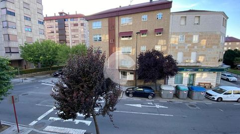 Foto 4 de Piso en venta en As Lagoas, Ourense Capital