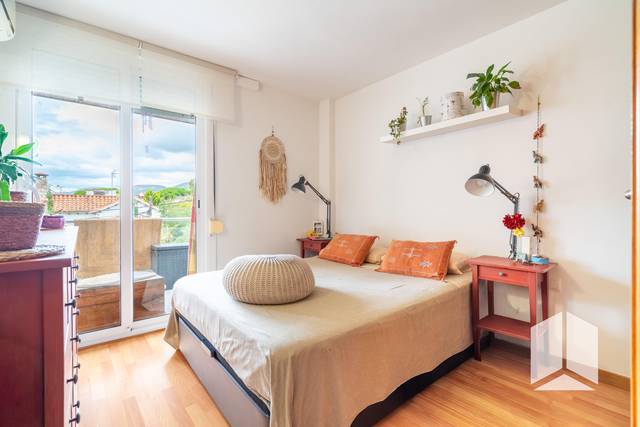 Piso en Venta en Passeig de la Marina en La Pineda