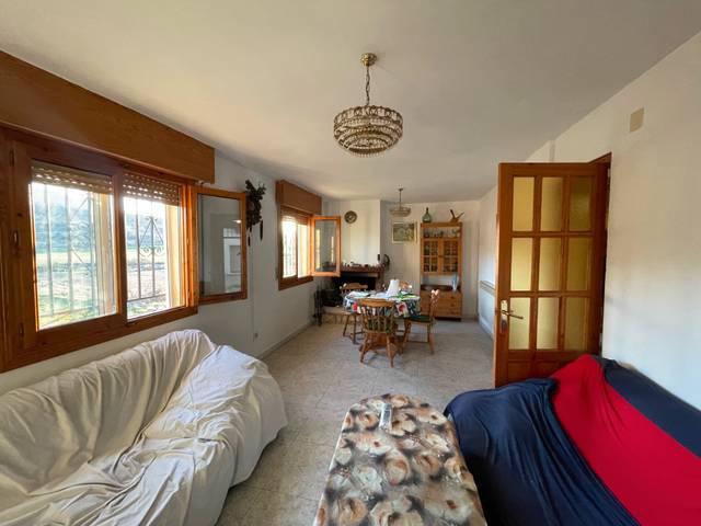 Casa-chalet en Venta en Calle de Arriba, 17 en Santibáñez del Val