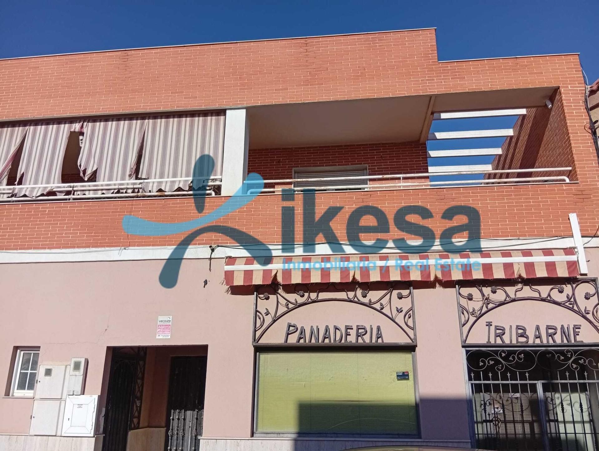 Vista exterior de Pis en venda en  Almería Capital amb Terrassa
