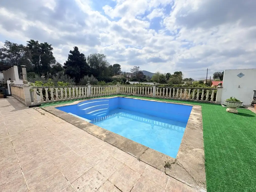 Piscina de Casa o chalet en venta en Valencia