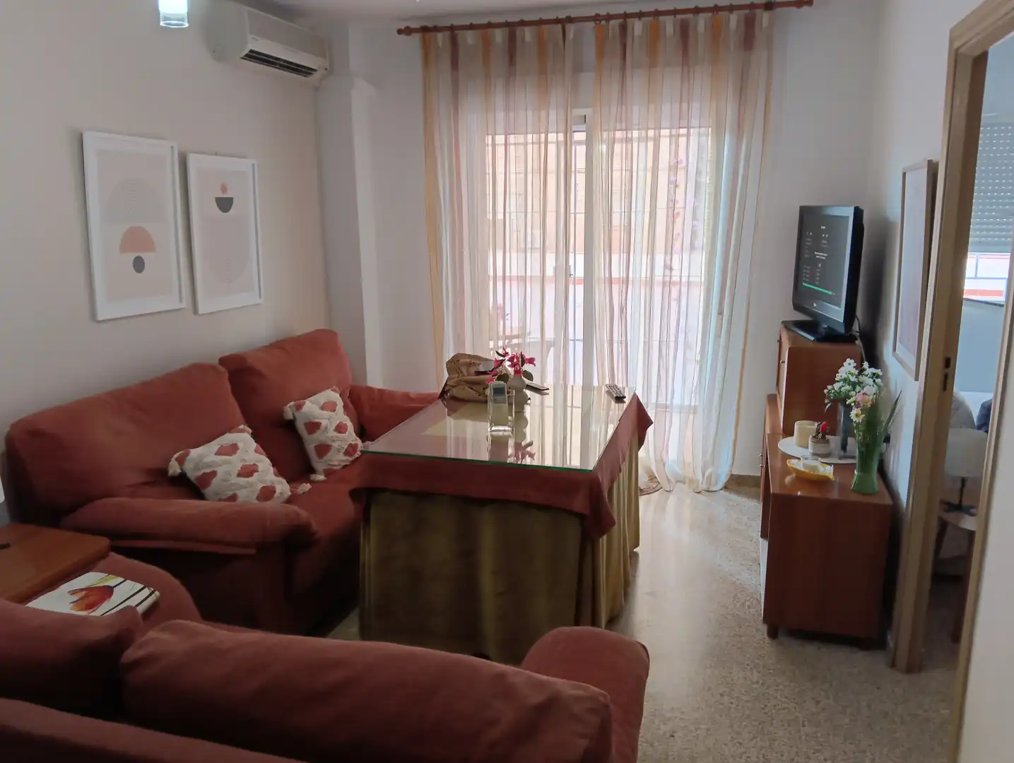 Sala de estar de Piso de alquiler en Granada con Amueblado