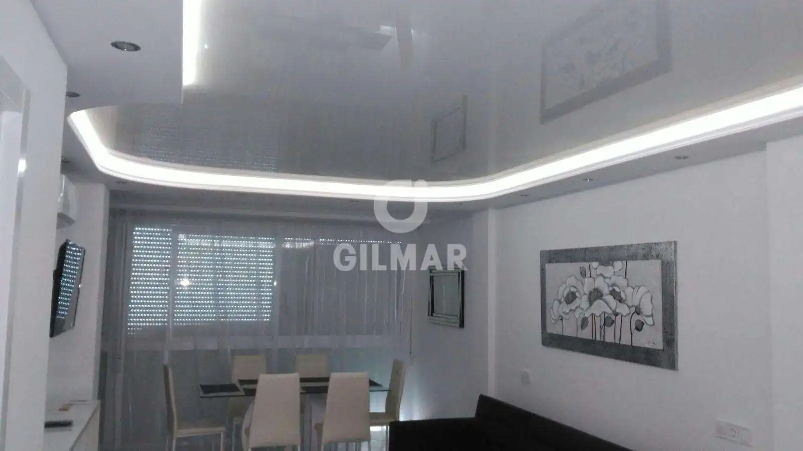 Sala de estar de Piso en venta en Benalmádena con Calefacción y Balcón