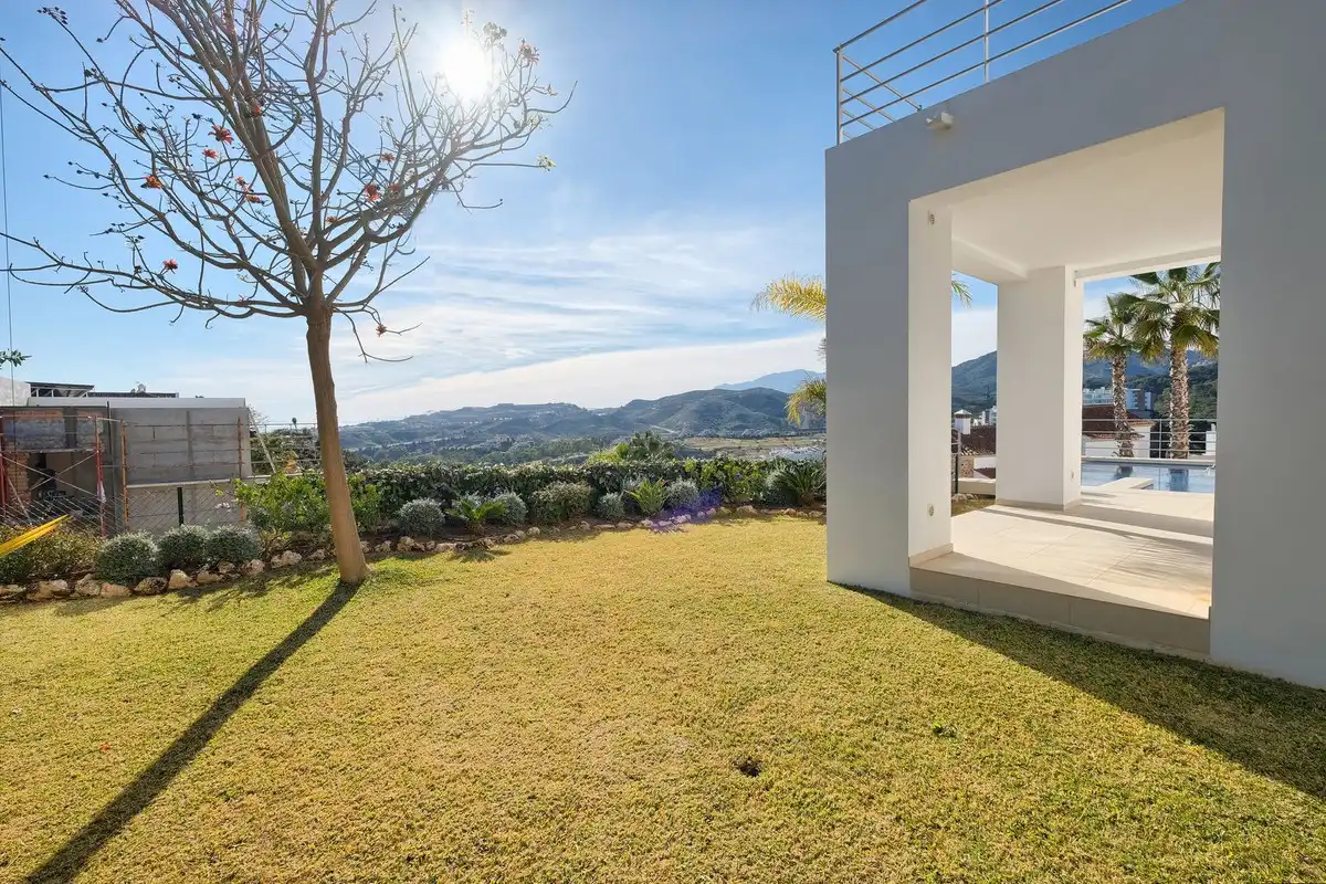 Terraza de Casa o chalet en venta en Benahavís con Jardín privado