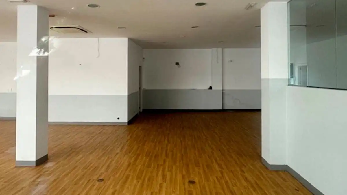 Business premises for sale in Carrer del Llevant, imagen 12