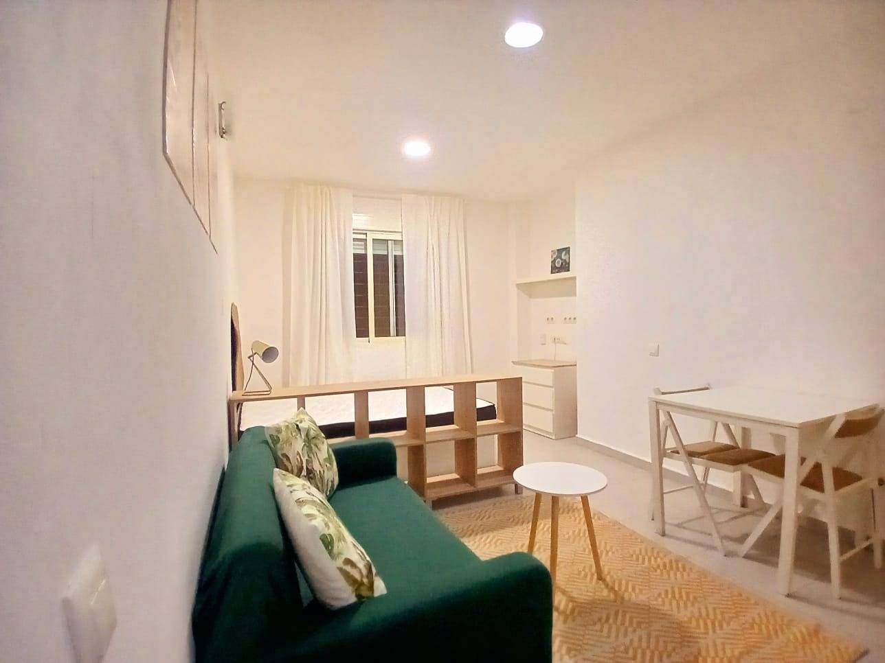 Loft to rent in Calle San Antonio el Pobre, Casco Antiguo