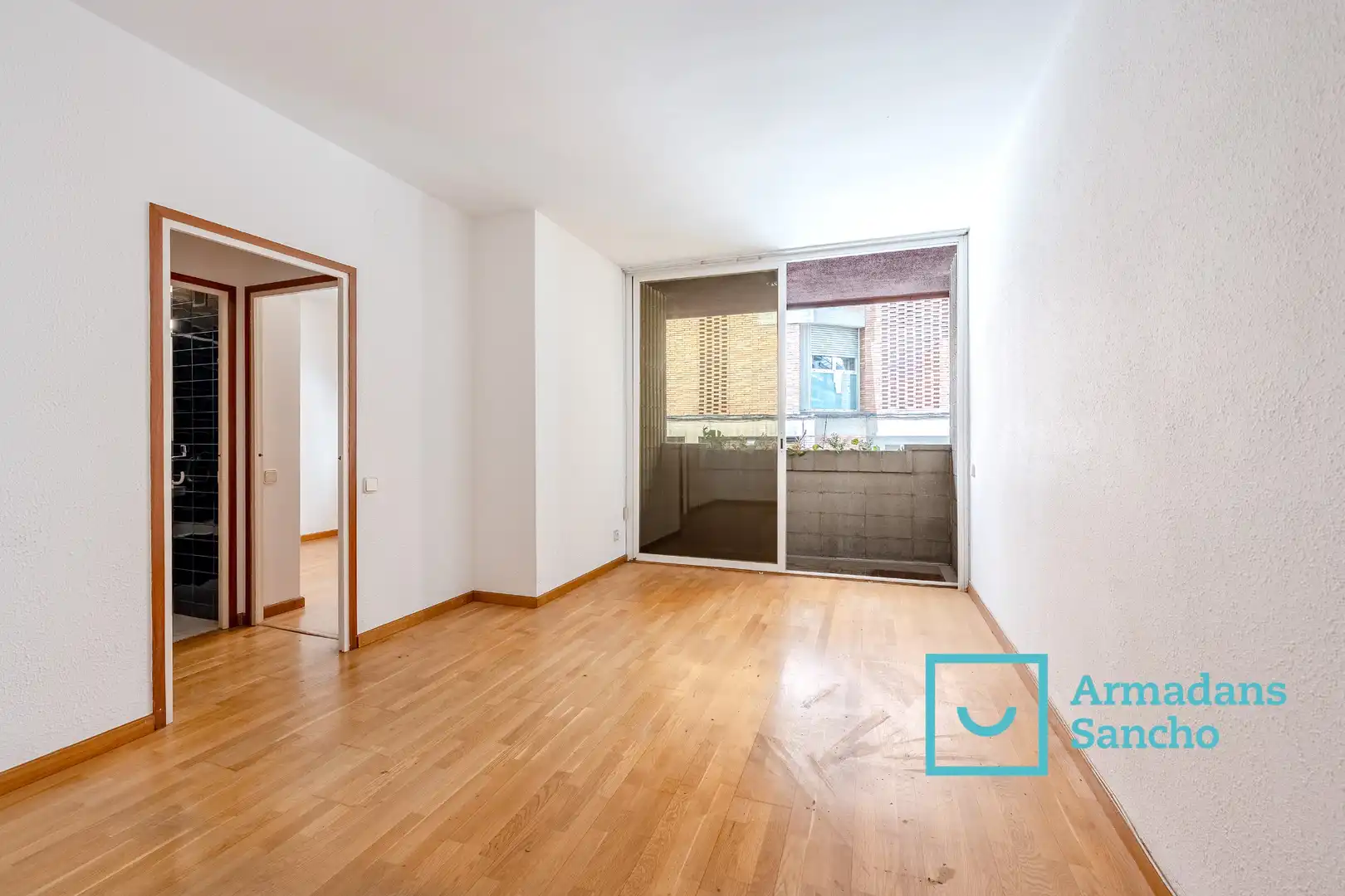 Bedroom of Flat for sale in Barcelona  with Parquet flooring and Balcony